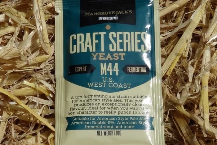 Элевые дрожжи Mangrove Jacks M44 для американских сортов пива.